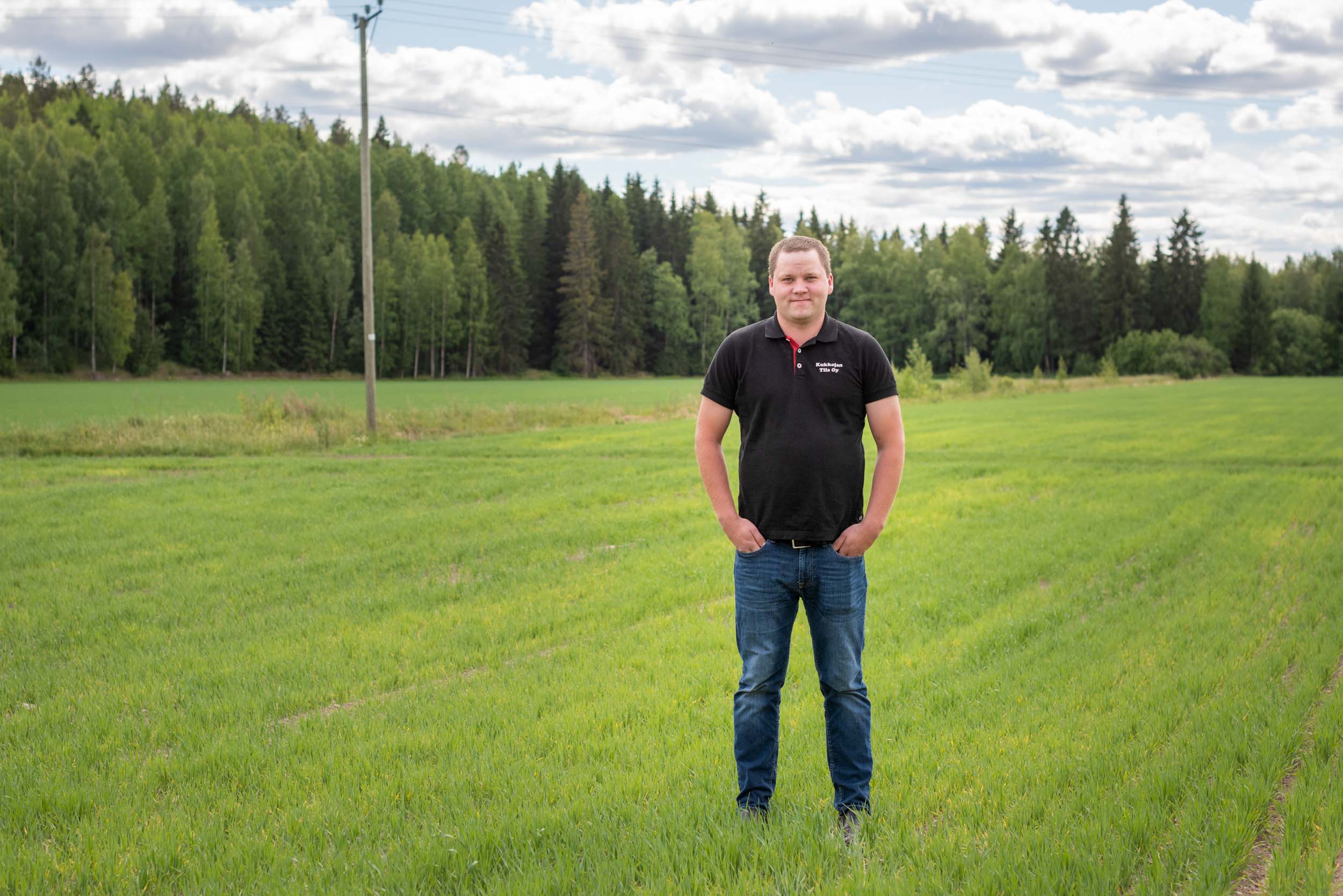 alaston kypsä musta nainen