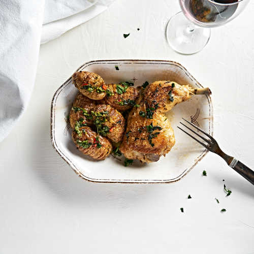 Kananpoika confit ja hasselbackan perunaa 