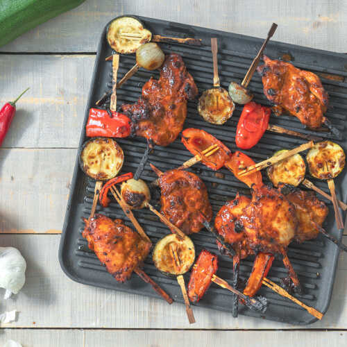 Hunaja-BBQ paistivartaat ja grillikasviksia